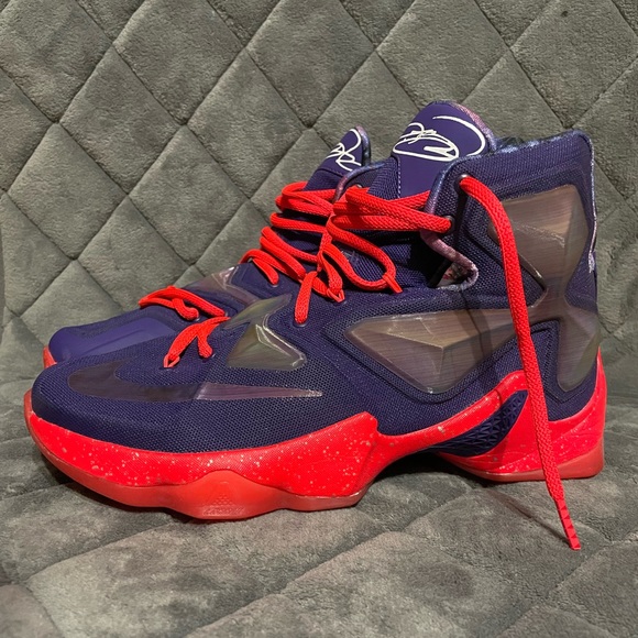 Lebron 13 Basketball Shoes - Picture 3 of 7